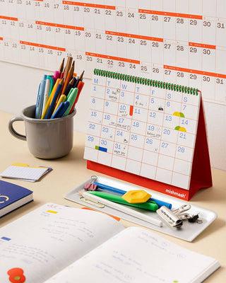2027 Desk Planner - Saturday Morning