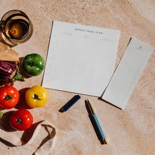 Weekly Meal Planner & Grocery List, Undated - Tablecloth - Saturday Morning
